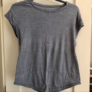 Lululemon Athletic Top (4)